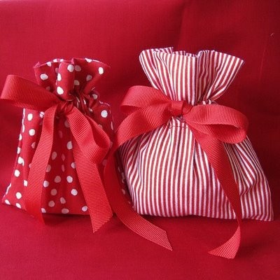 Bolsas envolturas originales para regalos de Navidad.